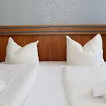 Rathaushotel Aparthotel 3*