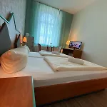 Aparthotel Rathaushotel 3*