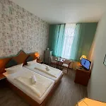 Aparthotel Rathaushotel 3*