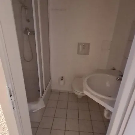 מלון דירות Rathaushotel 3*